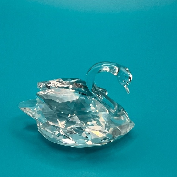 Swarovski Swan Medium 010006 with Box - Picture 8 of 15